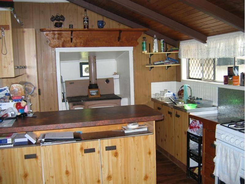 92 Sugarloaf Road, Stanthorpe QLD 4380