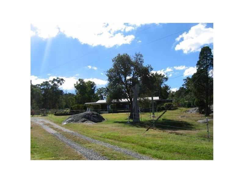 126 Mt Tully Road, Stanthorpe QLD 4380