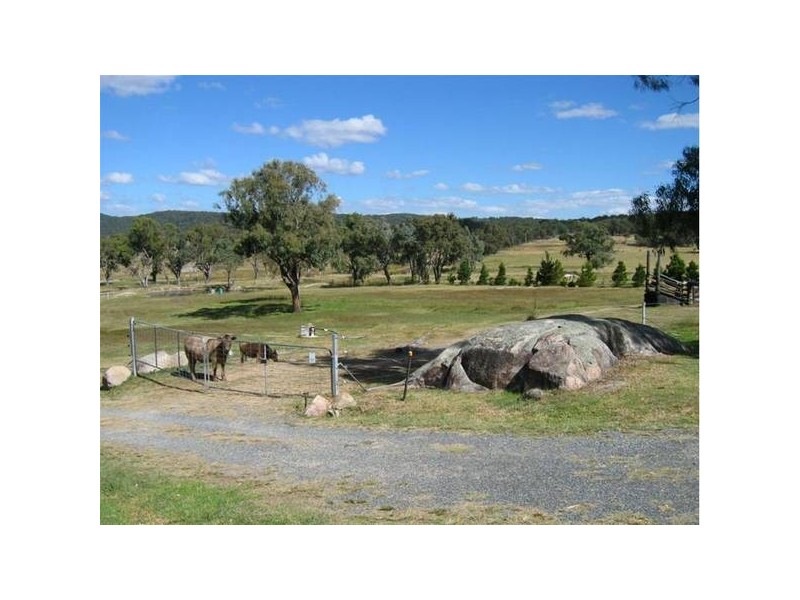 126 Mt Tully Road, Stanthorpe QLD 4380