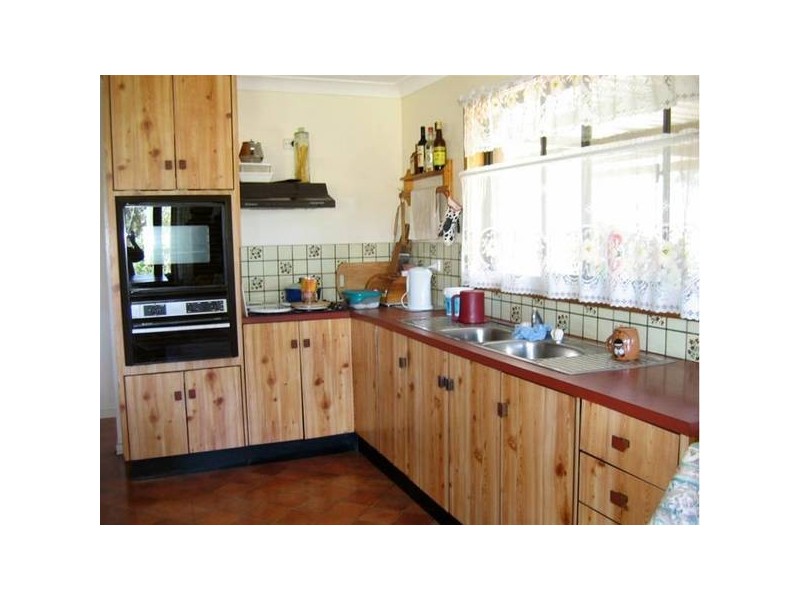 126 Mt Tully Road, Stanthorpe QLD 4380