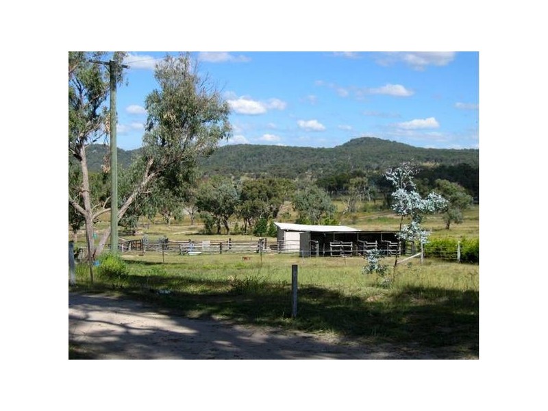 126 Mt Tully Road, Stanthorpe QLD 4380