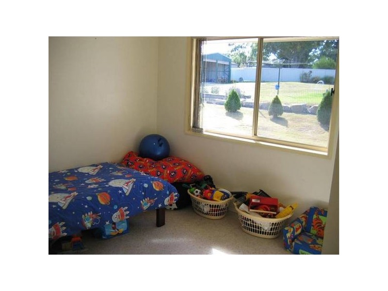 2d Ruby Street, Stanthorpe QLD 4380