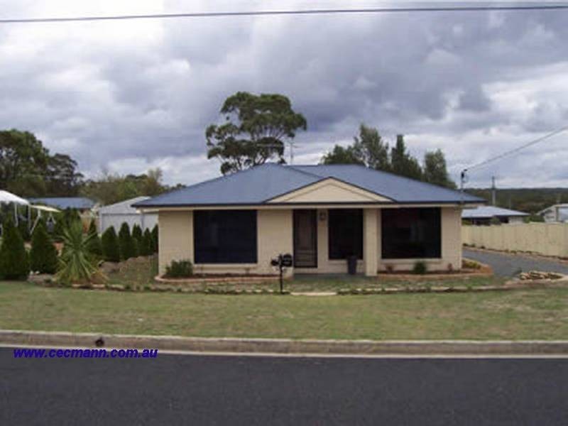 10 Barton, Stanthorpe QLD 4380