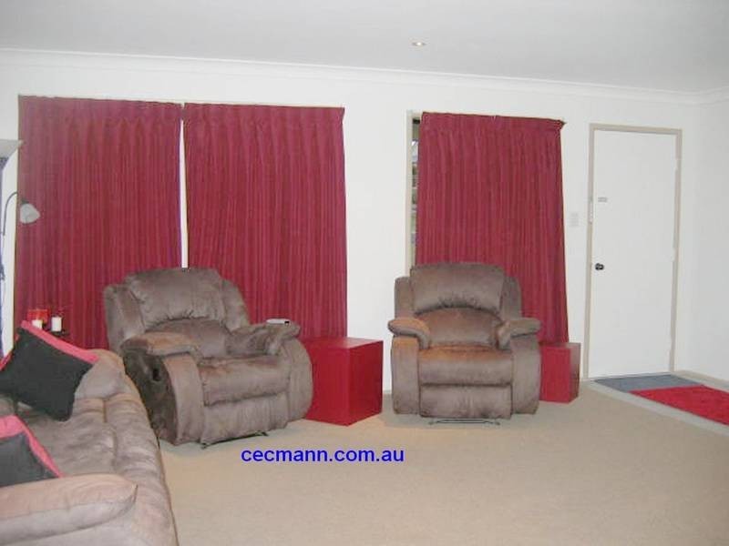 10 Barton, Stanthorpe QLD 4380