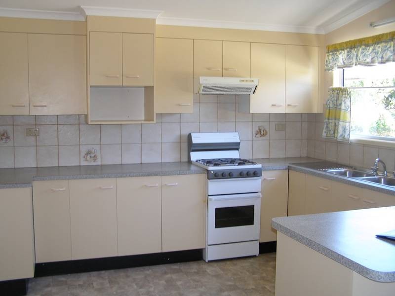 100 Ellwood Rd, Stanthorpe QLD 4380