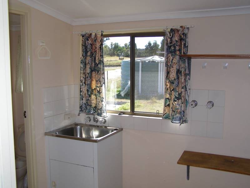 100 Ellwood Rd, Stanthorpe QLD 4380