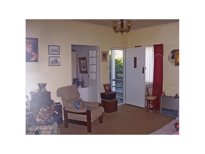 34 Glenlyon Street, Wallangarra QLD 4383