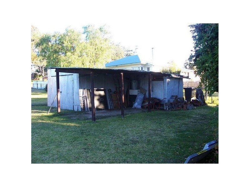 34 Glenlyon Street, Wallangarra QLD 4383