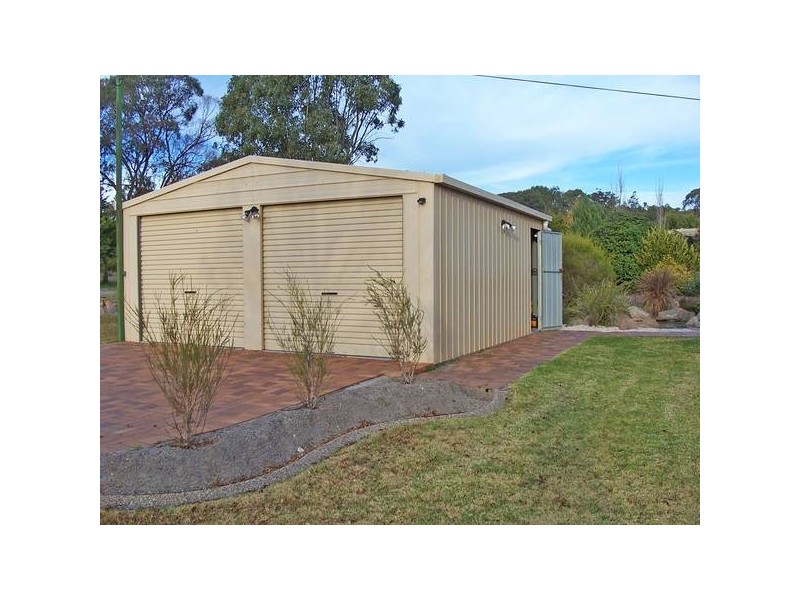 19 Pioneer Parade, Stanthorpe QLD 4380