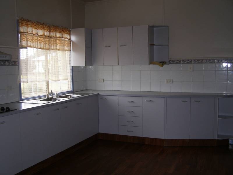 11 Stanton St, Stanthorpe QLD 4380