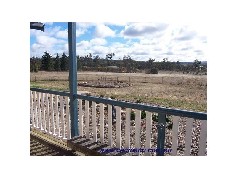 12 Kerridges Road, Glen Aplin QLD 4381
