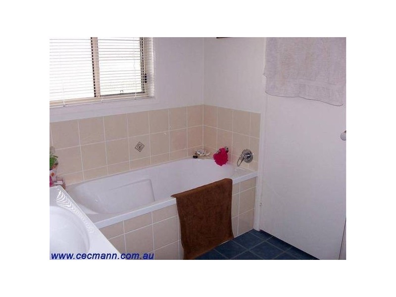 90 Amosfield Road, Stanthorpe QLD 4380