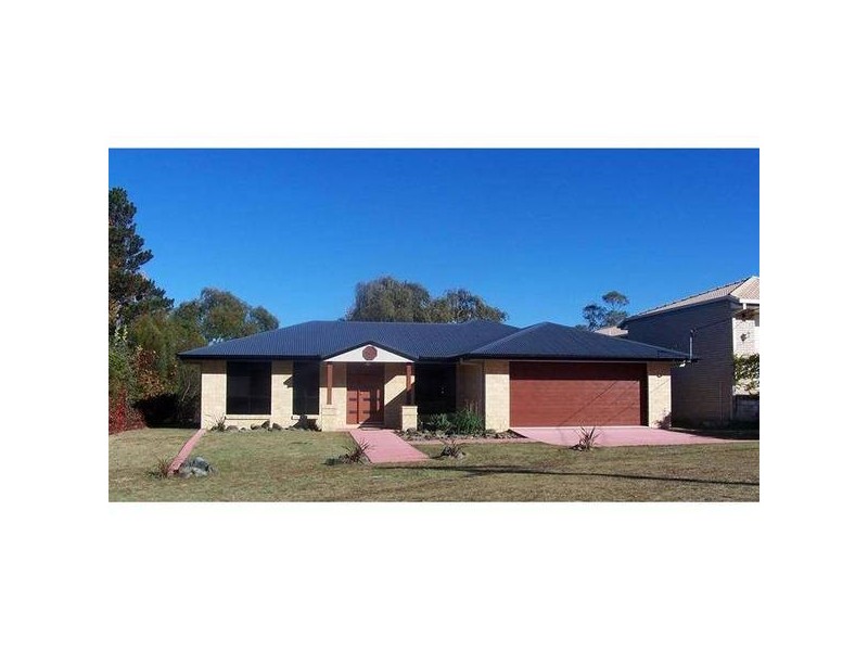 10 Anzac Avenue, Stanthorpe QLD 4380