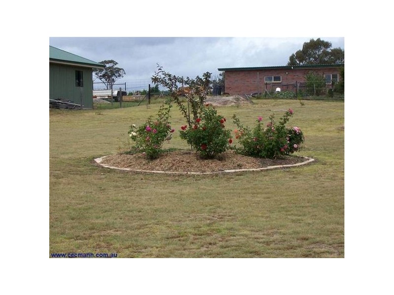 9 Rifle Range Road, Stanthorpe QLD 4380