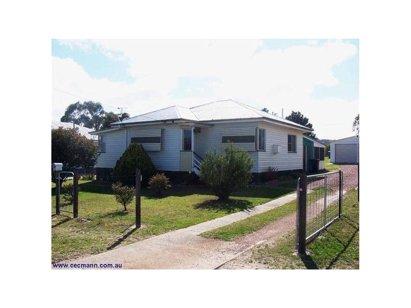 13 Thorpe Street, Stanthorpe QLD 4380