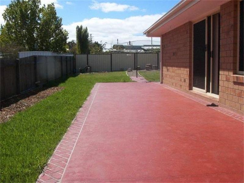 9 Barton Street, Stanthorpe QLD 4380