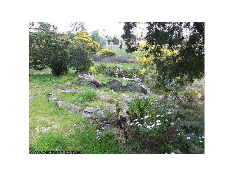 25333 New England Highway, The Summit QLD 4377