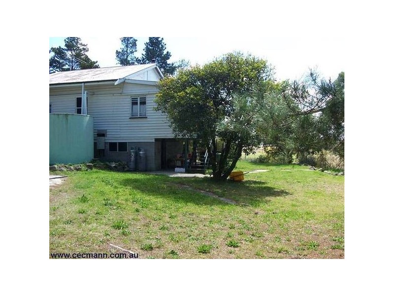 25333 New England Highway, The Summit QLD 4377