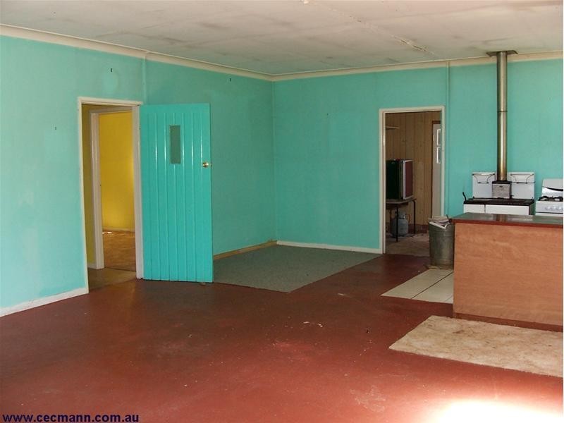 4 Mckechnie Road, Stanthorpe QLD 4380