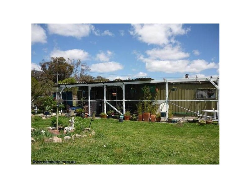 198 Dalcouth Road, Stanthorpe QLD 4380
