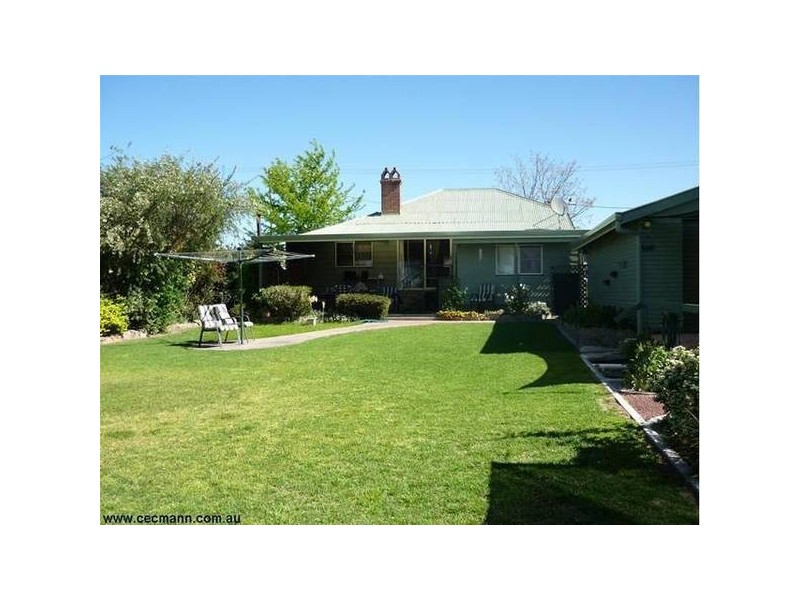 4 Hardy Street, Stanthorpe QLD 4380