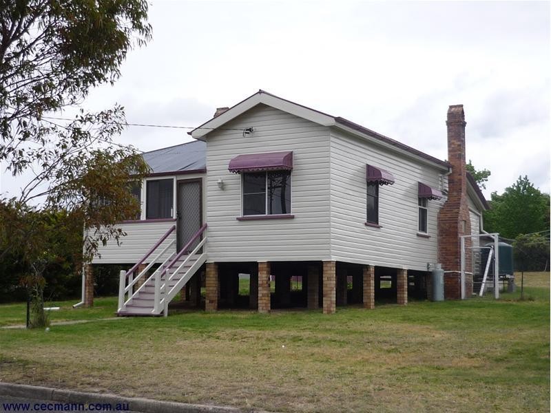 38 Denham Street, Stanthorpe QLD 4380