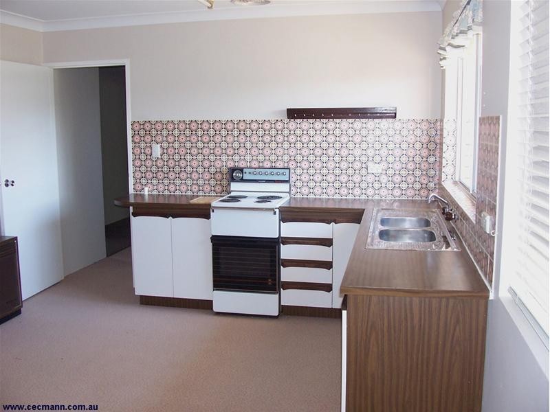 10 Ellevsen Street, Stanthorpe QLD 4380