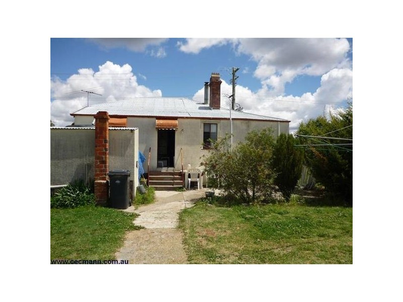 35 Archibald Street, Stanthorpe QLD 4380