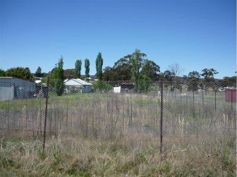 52 Duke Street, Wallangarra QLD 4383