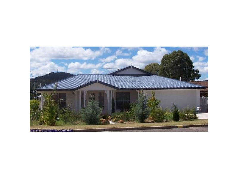 102 SUGARLOAF RD, Stanthorpe QLD 4380
