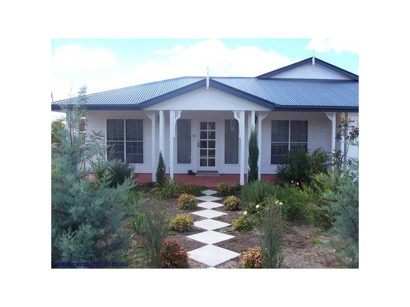 102 SUGARLOAF RD, Stanthorpe QLD 4380