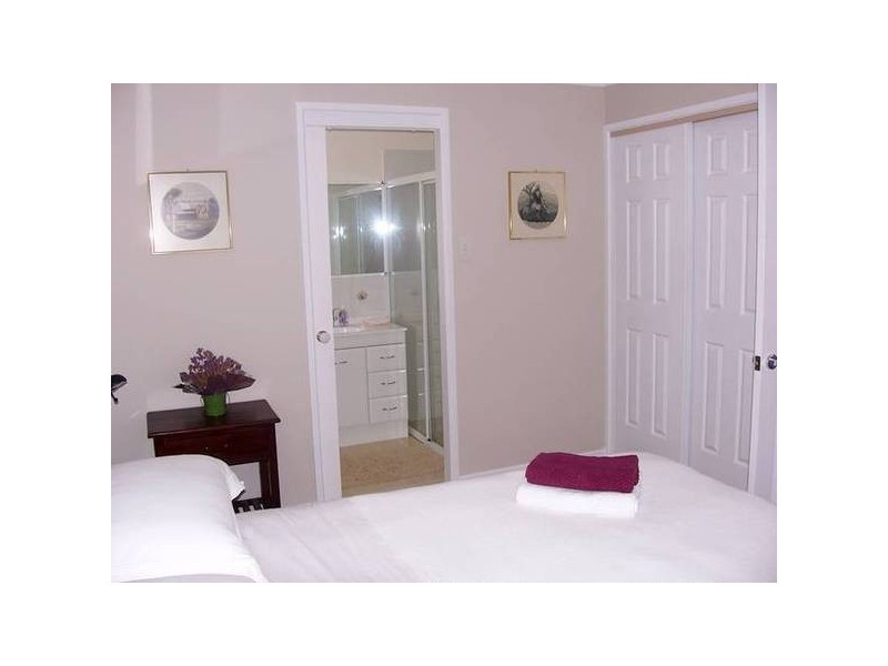 102 SUGARLOAF RD, Stanthorpe QLD 4380