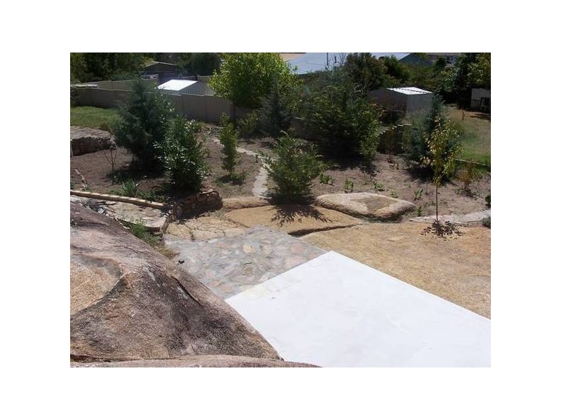 102 SUGARLOAF RD, Stanthorpe QLD 4380