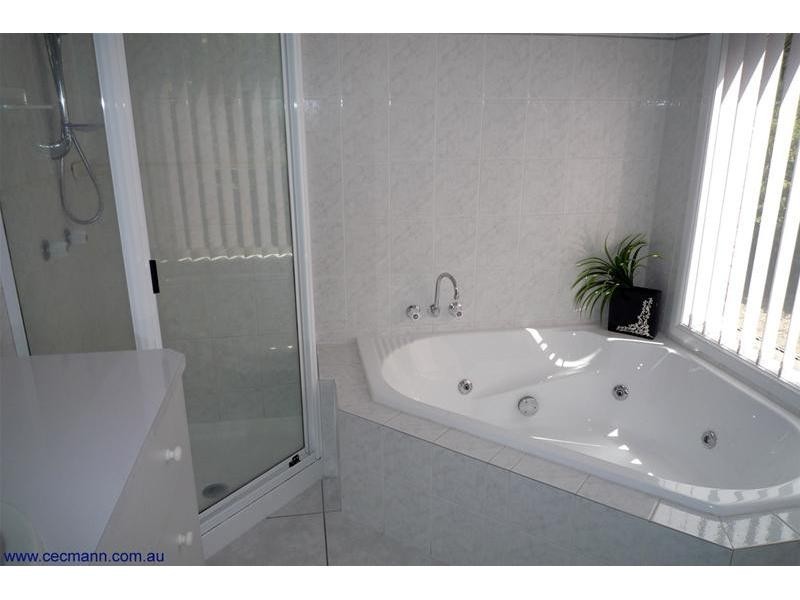 894 Amiens Road, Amiens QLD 4352