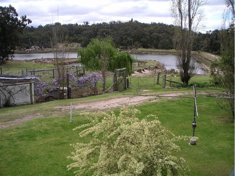 680 Mt Tully Road, Stanthorpe QLD 4380