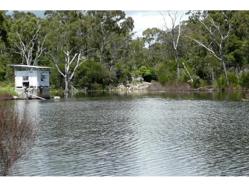 680 Mt Tully Road, Stanthorpe QLD 4380