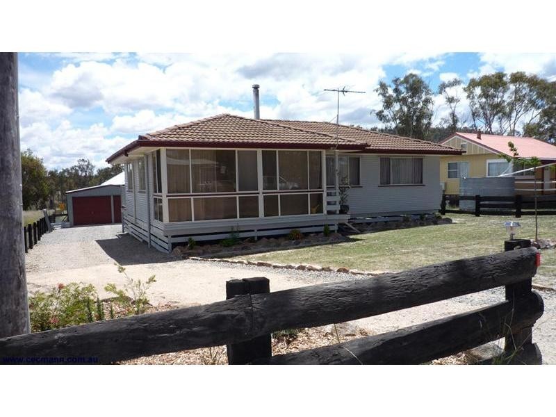 27 Walters Road, Glen Aplin QLD 4381