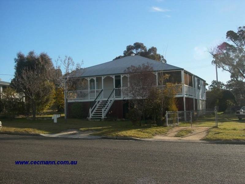 30 MCGREGOR TCE, Stanthorpe QLD 4380