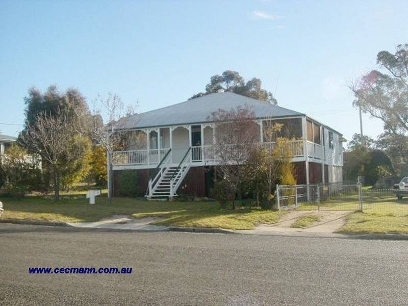 30 MCGREGOR TCE, Stanthorpe QLD 4380