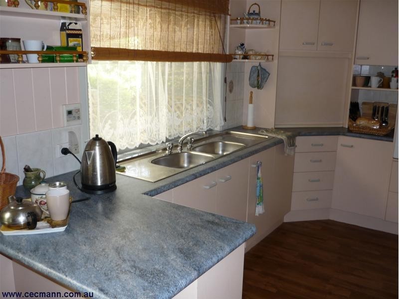 4 Hardy Street, Stanthorpe QLD 4380