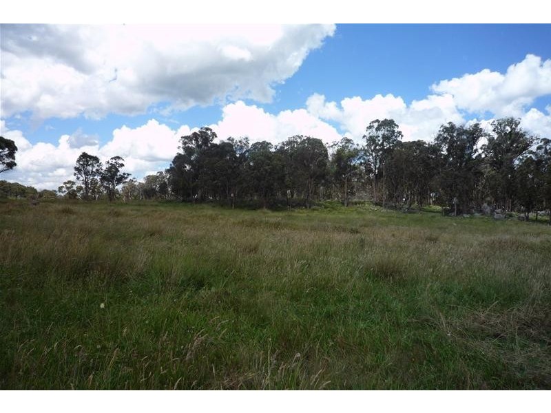 Lot 6 Hawkes Lane, Stanthorpe QLD 4380