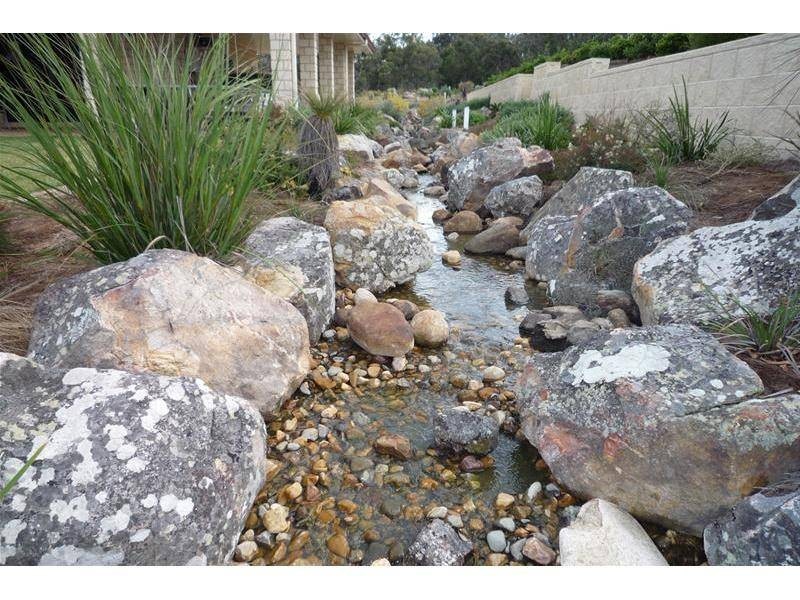 9 Neville Lane, Stanthorpe QLD 4380