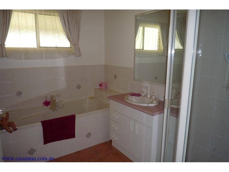 3 McGrath Lane, Stanthorpe QLD 4380