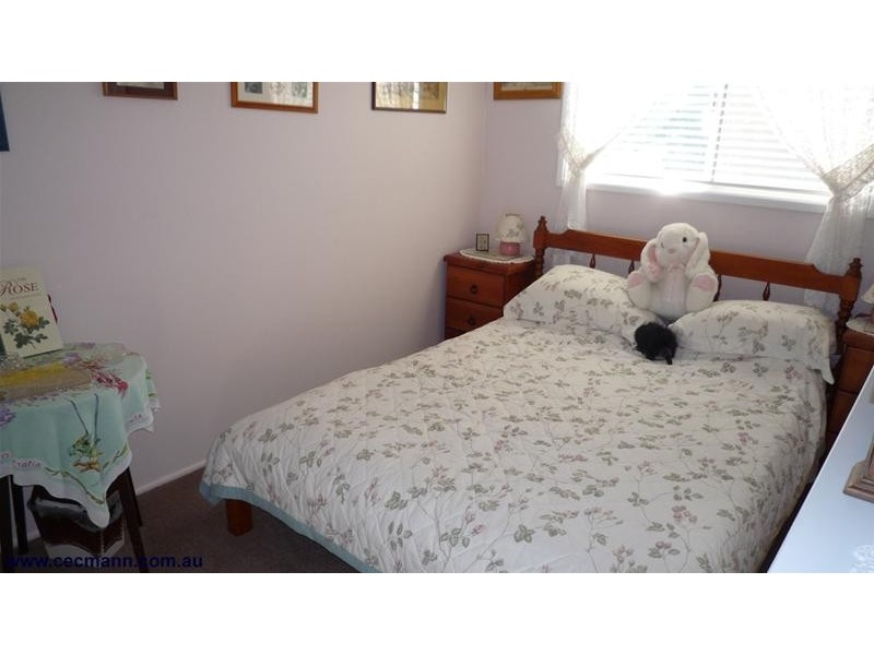 2 Francis Street, Stanthorpe QLD 4380