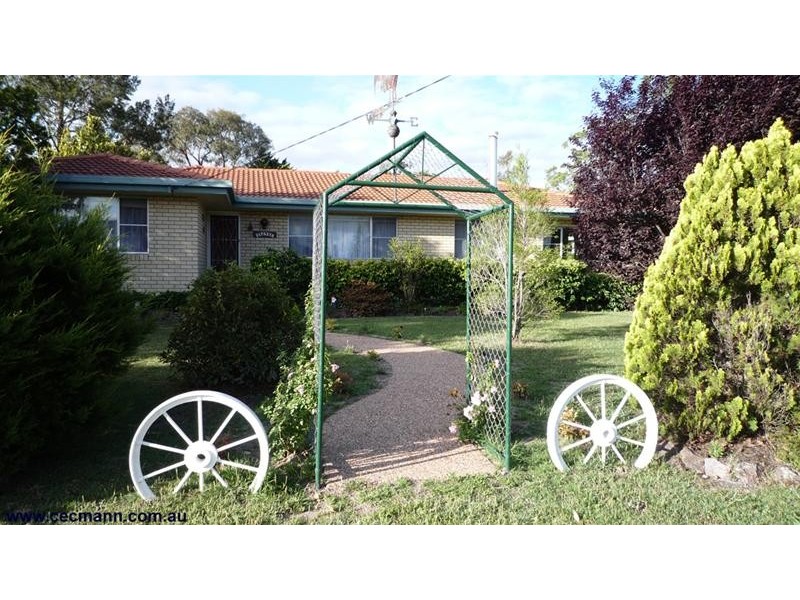 2 Francis Street, Stanthorpe QLD 4380