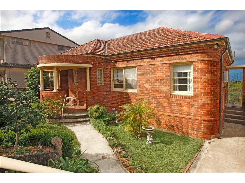 10 Hocking Avenue, Earlwood NSW 2206