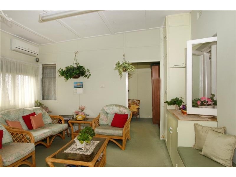 2 Calbina Road, Earlwood NSW 2206