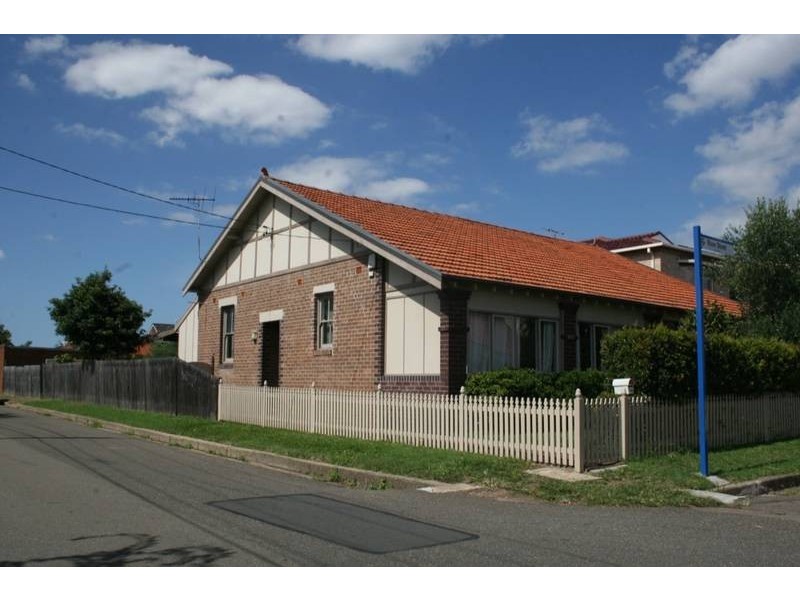 100 River Street, Earlwood NSW 2206