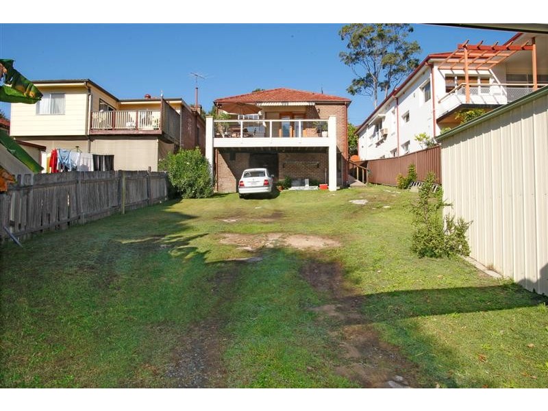 28 Hocking Avenue, Earlwood NSW 2206