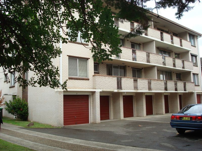 2/103 Homer Street, Earlwood NSW 2206